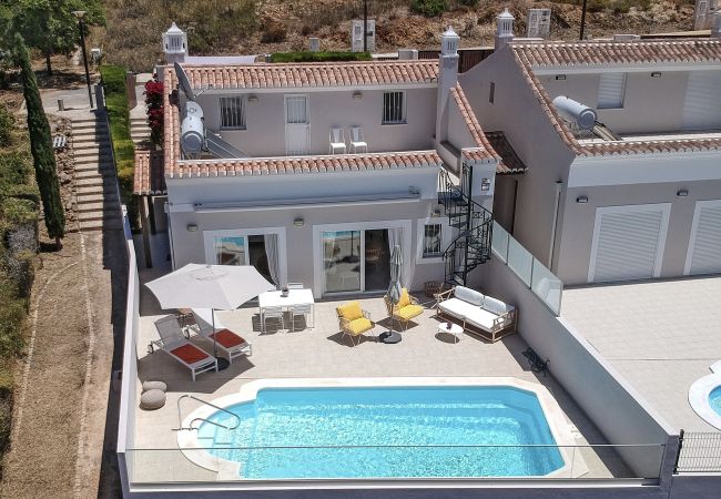 House in Salema - Villa Salemar, sea view, private pool House in Salema - Villa Salemar, sea view, private pool