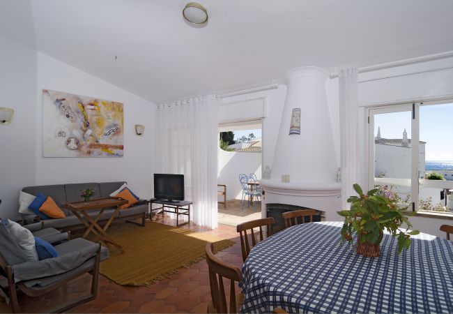 House in Luz - Casa Alma Mar, 2 minutes' walk to the beach House in Luz - Casa Alma Mar, 2 minutes' walk to the beach