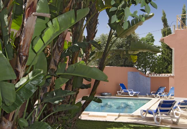Villa in Lagos - Quinta Marina with sea views, private pool and garden Villa in Lagos - Quinta Marina with sea views, private pool and garden