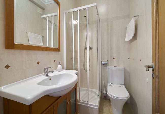 Villa in Lagos - Quinta Marina with sea views, private pool and garden Villa in Lagos - Quinta Marina with sea views, private pool and garden