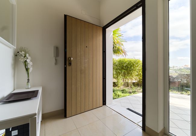 Villa in Lagos - Quinta Marina with sea views, private pool and garden Villa in Lagos - Quinta Marina with sea views, private pool and garden