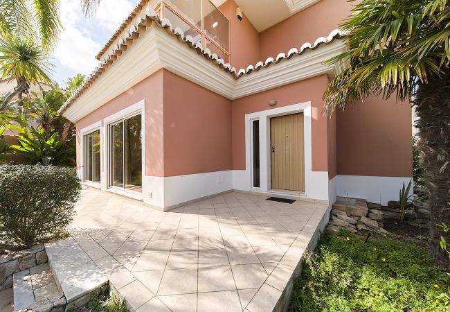 Villa in Lagos - Quinta Marina with sea views, private pool and garden Villa in Lagos - Quinta Marina with sea views, private pool and garden