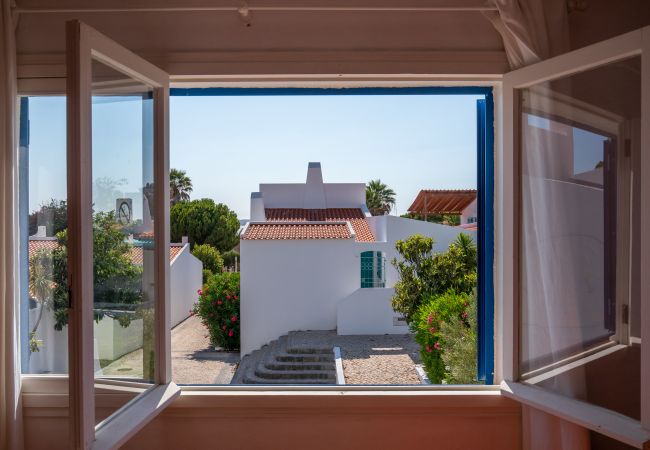 House in Alvor - Casa Realengo directly on the beach and 3 communal pools House in Alvor - Casa Realengo directly on the beach and 3 communal pools