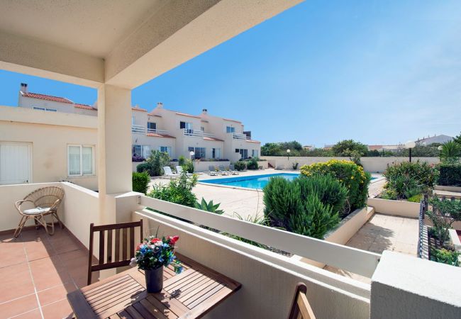  in Sagres - Casa Cactus near the beach and communal pool