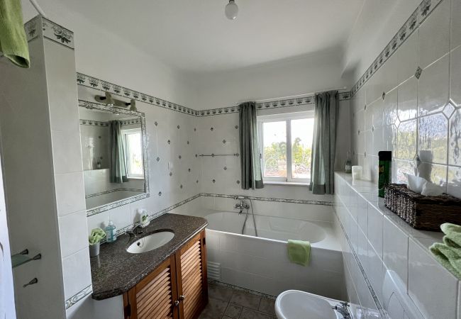 Apartment in Porches - Galo Verde, fantastic holiday flats with views to the sea Apartment in Porches - Galo Verde, fantastic holiday flats with views to the sea