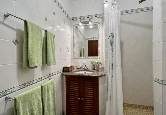 Apartment in Porches - Casa Galo Verde Apartment 2, quiet coastal location Apartment in Porches - Casa Galo Verde Apartment 2, quiet coastal location