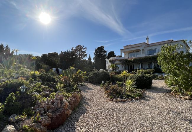 Apartment in Porches - Casa Galo Verde Apartment 2, quiet coastal location Apartment in Porches - Casa Galo Verde Apartment 2, quiet coastal location
