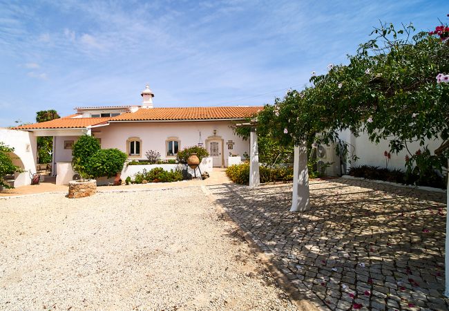 Villa in Albufeira - Casa Palmeira, magically beautiful private property  Villa in Albufeira - Casa Palmeira, magically beautiful private property