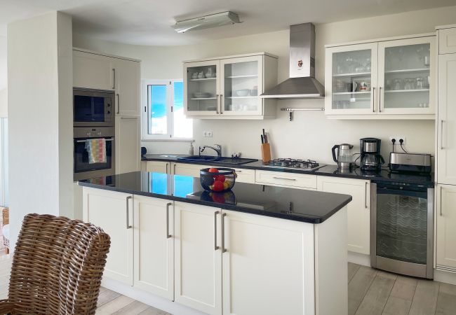 Apartment in Salema - Colina Mar, walk to the beach, sea view Apartment in Salema - Colina Mar, walk to the beach, sea view