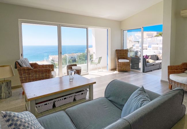 Apartment in Salema - Colina Mar, walk to the beach, sea view Apartment in Salema - Colina Mar, walk to the beach, sea view