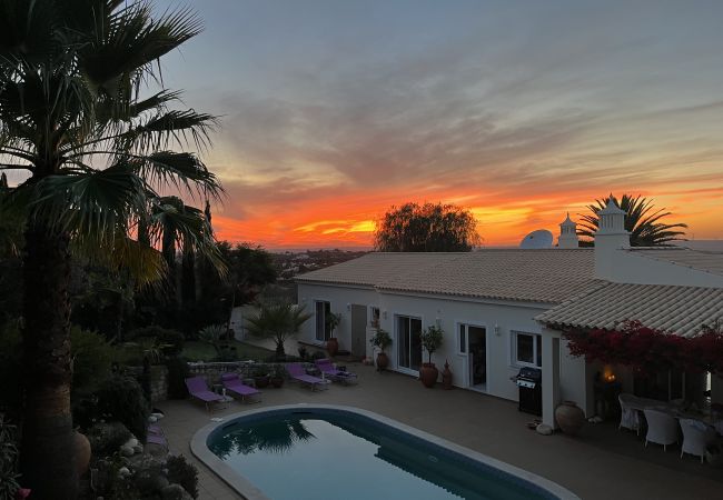 Villa in Lagos - Quinta Felicidade, 4 bedroom holiday villa with private pool Villa in Lagos - Quinta Felicidade, 4 bedroom holiday villa with private pool