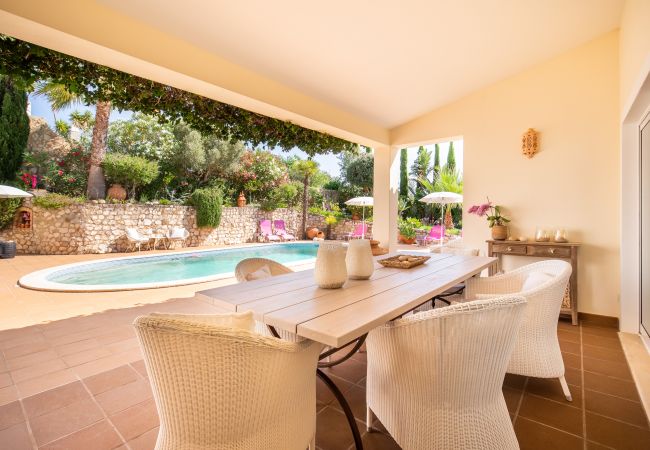 Villa in Lagos - Quinta Felicidade, 4 bedroom holiday villa with private pool Villa in Lagos - Quinta Felicidade, 4 bedroom holiday villa with private pool