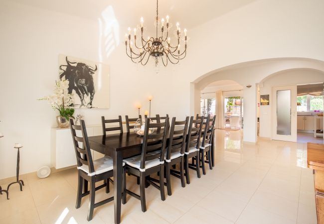 Villa in Lagos - Quinta Felicidade, 4 bedroom holiday villa with private pool Villa in Lagos - Quinta Felicidade, 4 bedroom holiday villa with private pool