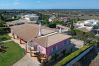 Casa em Luz - Villa Guari, piscina privada, belo jardim Casa em Luz - Villa Guari, piscina privada, belo jardim