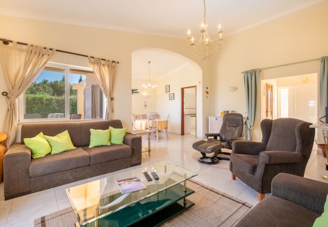 Casa em Lagos - Villa Maren, zona residential tranquila, piscina privada Casa em Lagos - Villa Maren, zona residential tranquila, piscina privada