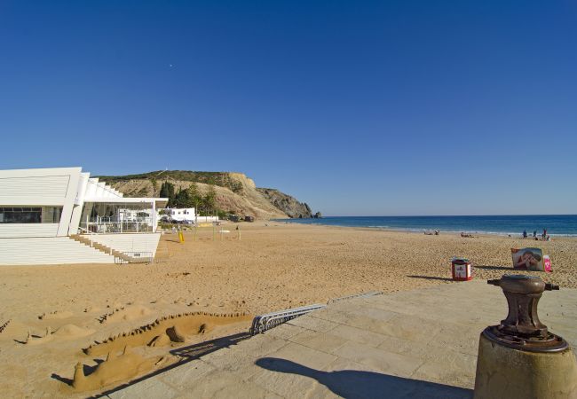 Casa em Luz - Casa Alma Mar, a 2 minutos a pé da praia Casa em Luz - Casa Alma Mar, a 2 minutos a pé da praia