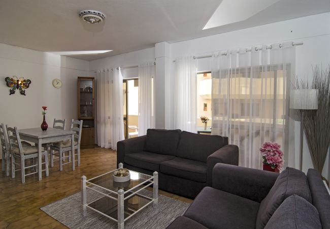 Apartamento em Lagos - Casa Pimenta perto da praia, Iberlagos Resort  Apartamento em Lagos - Casa Pimenta perto da praia, Iberlagos Resort