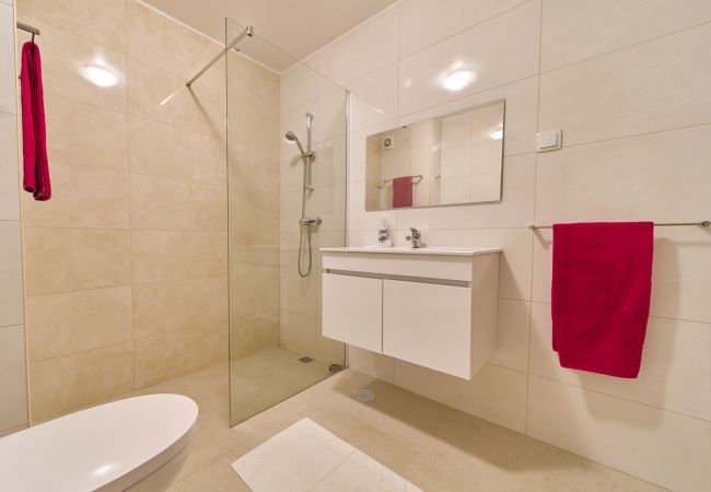 Apartamento em Lagos - Casa Pimenta perto da praia, Iberlagos Resort  Apartamento em Lagos - Casa Pimenta perto da praia, Iberlagos Resort