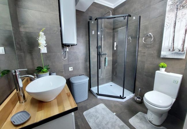 Apartamento em Lagos - Lagood, um apartamento de sonho moderno com vista baia de Lagos, para 2 Apartamento em Lagos - Lagood, um apartamento de sonho moderno com vista baia de Lagos, para 2