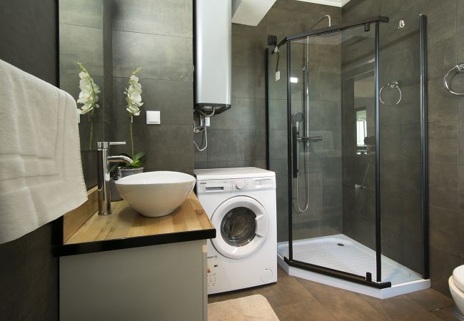 Apartamento em Lagos - Lagood, um apartamento de sonho moderno com vista baia de Lagos, para 2 Apartamento em Lagos - Lagood, um apartamento de sonho moderno com vista baia de Lagos, para 2