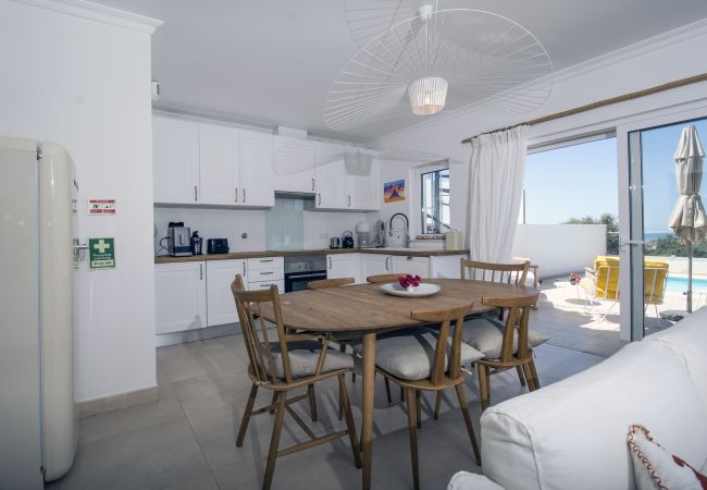 Casa em Salema - Villa Salemar com 4 quartos e piscina privada Casa em Salema - Villa Salemar com 4 quartos e piscina privada