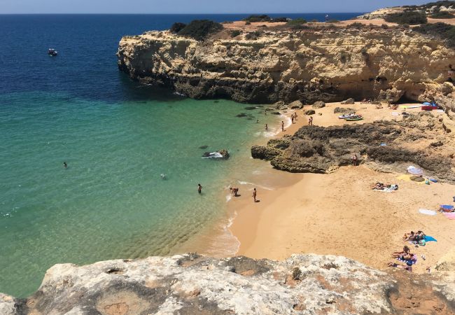 Praia de Albandeira Praia de Albandeira