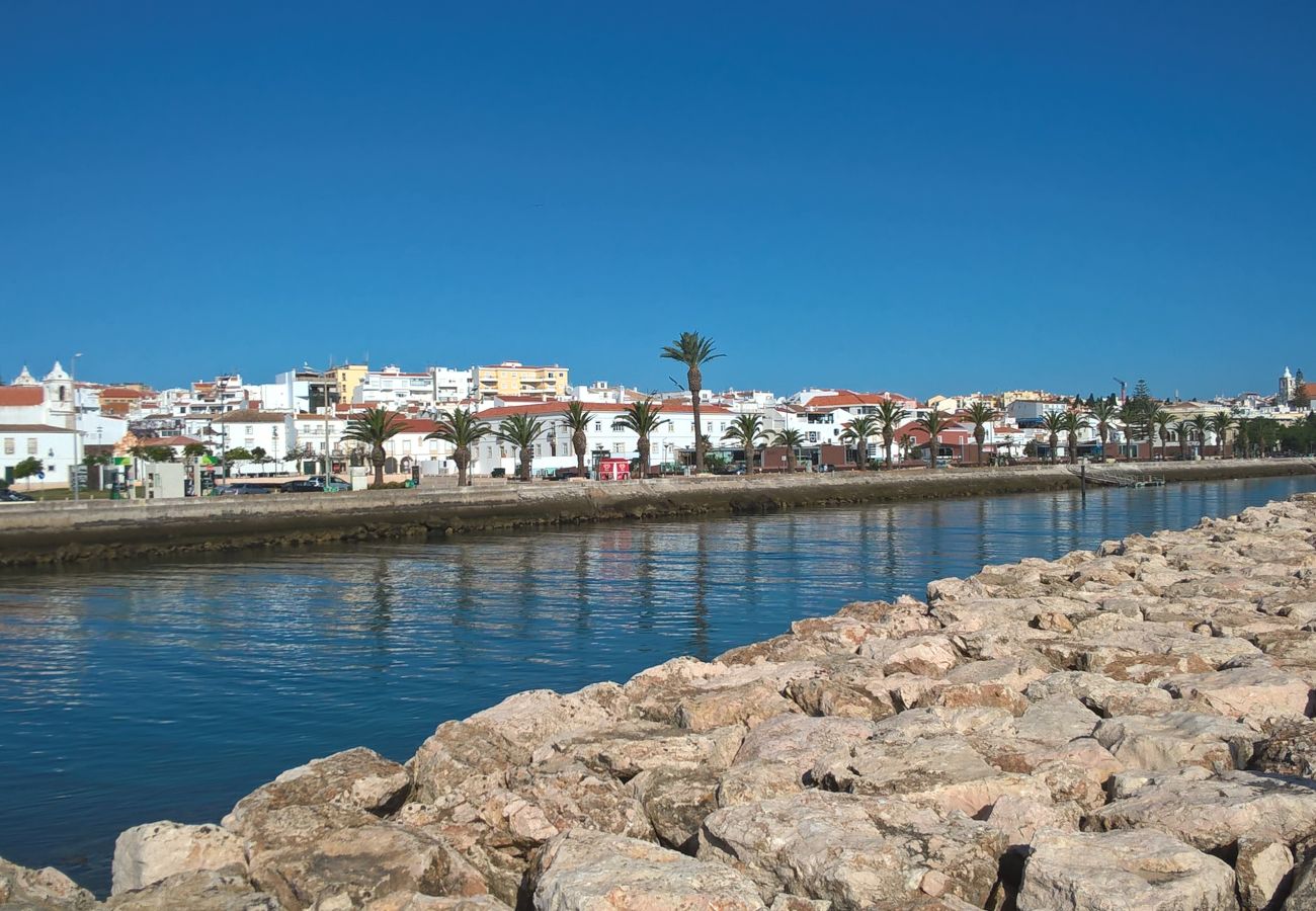 Apartamento em Lagos -  Casa Onda Mirabaia, apartamento na praia para 4 pessoas Apartamento em Lagos -  Casa Onda Mirabaia, apartamento na praia para 4 pessoas