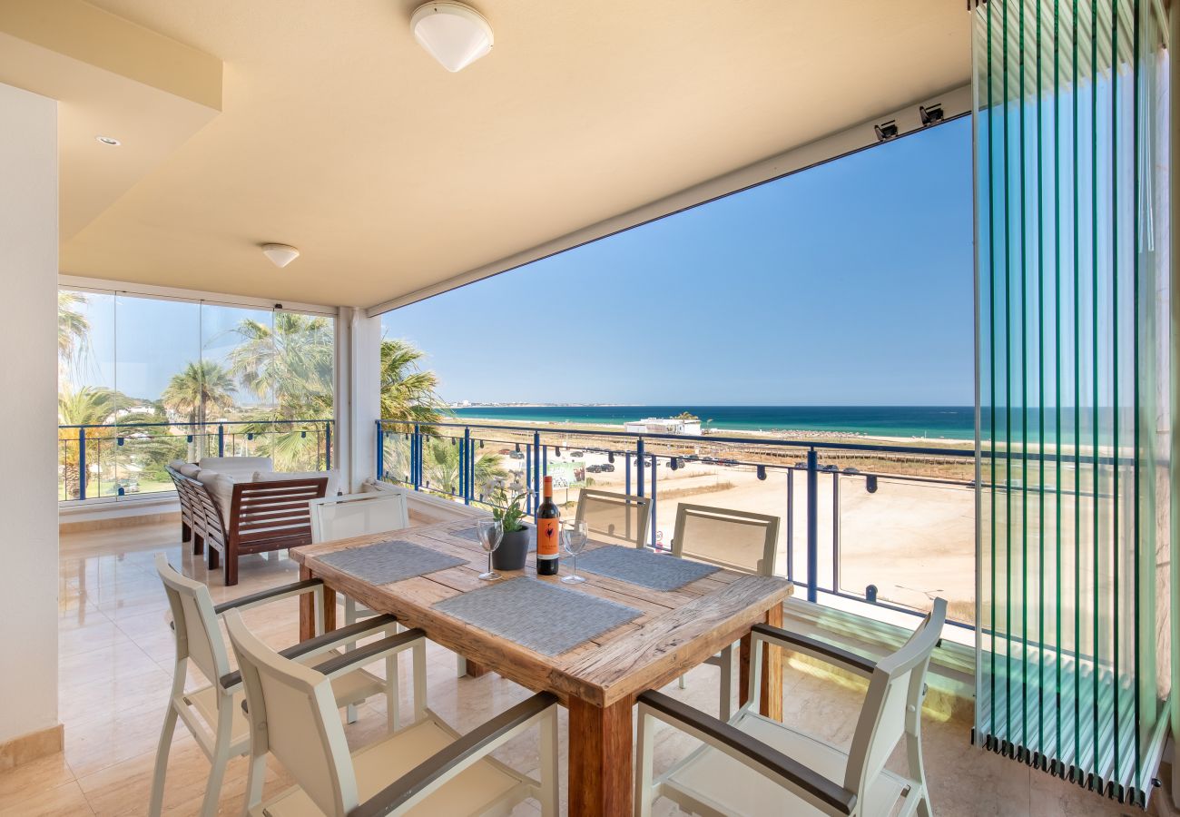 Apartamento em Lagos - Casa Onda Mirabaia, apartamento na praia para 4 pessoas Apartamento em Lagos - Casa Onda Mirabaia, apartamento na praia para 4 pessoas