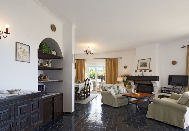 Villa in Lagos - Villa Lorena mit großen privaten Pool und Garten Villa in Lagos - Villa Lorena mit großen privaten Pool und Garten