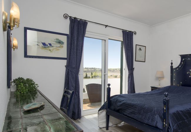 Villa in Lagos - Villa Lorena mit großen privaten Pool und Garten Villa in Lagos - Villa Lorena mit großen privaten Pool und Garten