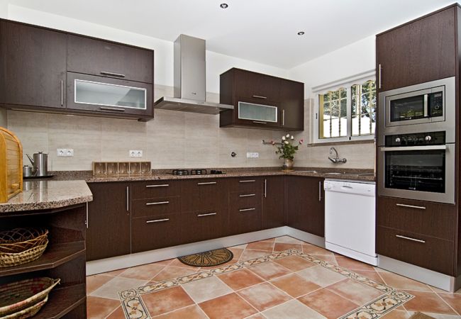 Villa in Lagos - Villa Lorena mit großen privaten Pool und Garten Villa in Lagos - Villa Lorena mit großen privaten Pool und Garten