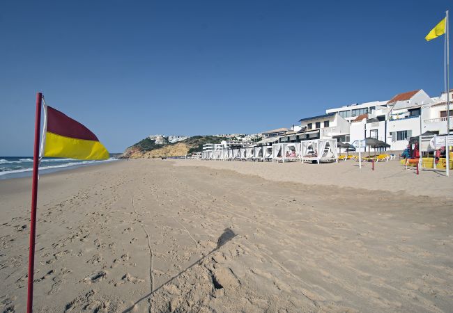 Ferienwohnung in Salema - Casa Marsalema schöne Ferienwohnung mit Meerblick Ferienwohnung in Salema - Casa Marsalema schöne Ferienwohnung mit Meerblick