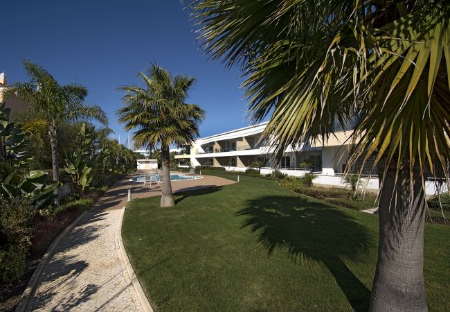 Ferienwohnung in Lagos - Casa Julia für 6 Personen, Strandnähe mit Gemeinschaftspool Ferienwohnung in Lagos - Casa Julia für 6 Personen, Strandnähe mit Gemeinschaftspool