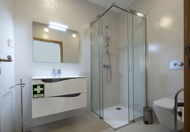 Ferienwohnung in Lagos - Casa Julia für 6 Personen, Strandnähe mit Gemeinschaftspool Ferienwohnung in Lagos - Casa Julia für 6 Personen, Strandnähe mit Gemeinschaftspool