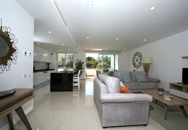 Ferienwohnung in Lagos - Casa Julia für 6 Personen, Strandnähe mit Gemeinschaftspool Ferienwohnung in Lagos - Casa Julia für 6 Personen, Strandnähe mit Gemeinschaftspool