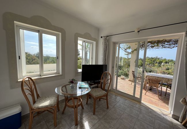 Ferienwohnung in Porches - Galo Verde, traumhafte Ferienwohnungen mit Blick zum Meer Ferienwohnung in Porches - Galo Verde, traumhafte Ferienwohnungen mit Blick zum Meer