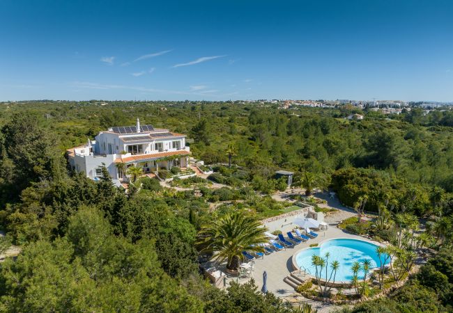 Ferienwohnung in Porches - Galo Verde, traumhafte Ferienwohnungen mit Blick zum Meer