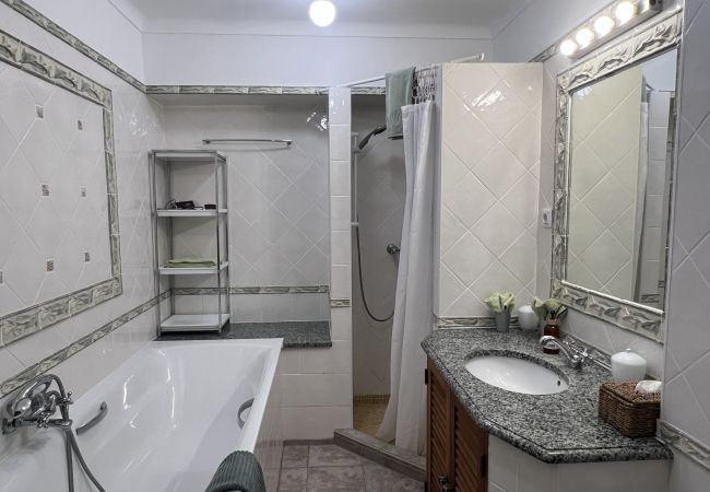 Ferienwohnung in Porches - Casa Galo Verde, 4 Personen, super Meerblick Ferienwohnung in Porches - Casa Galo Verde, 4 Personen, super Meerblick