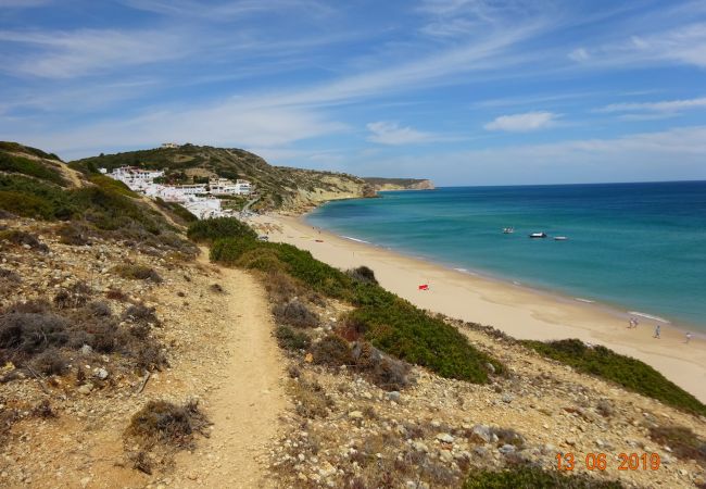 Ferienwohnung in Salema - Casa Sereia Praia, Schicke Meerblick Ferienwohnung  Ferienwohnung in Salema - Casa Sereia Praia, Schicke Meerblick Ferienwohnung