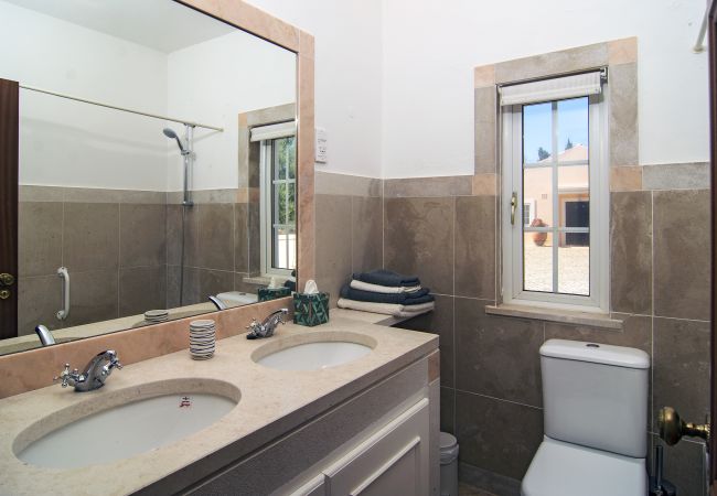 Villa in Lagos - Monte das Estrelicias, Luxusanwesen, Lagos Strände, privater Tennisplatz Villa in Lagos - Monte das Estrelicias, Luxusanwesen, Lagos Strände, privater Tennisplatz
