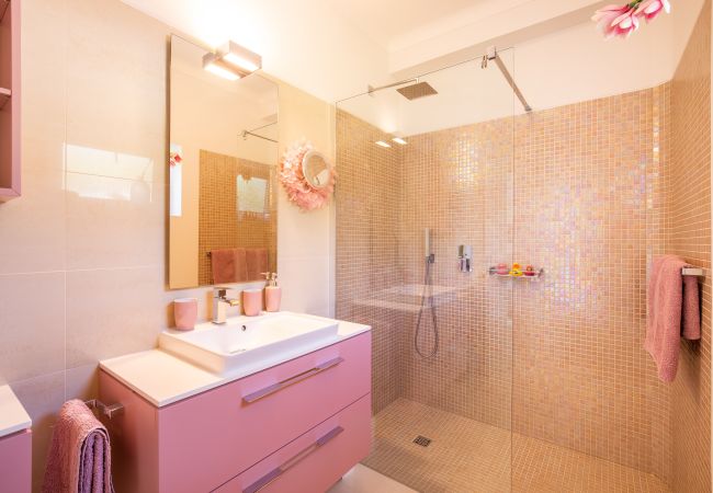 Villa in Lagos - Quinta Felicidade, 4 Schlafzimmer, Ferienvilla mit privatem Pool Villa in Lagos - Quinta Felicidade, 4 Schlafzimmer, Ferienvilla mit privatem Pool