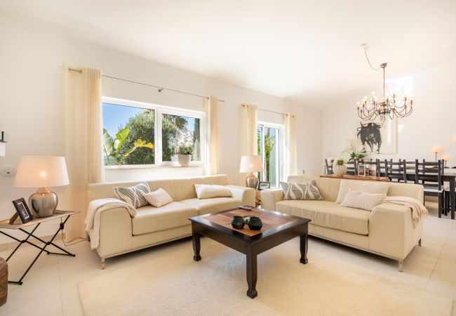 Villa in Lagos - Quinta Felicidade, 4 Schlafzimmer, Ferienvilla mit privatem Pool Villa in Lagos - Quinta Felicidade, 4 Schlafzimmer, Ferienvilla mit privatem Pool