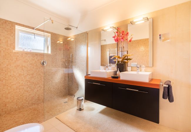 Villa in Lagos - Quinta Felicidade, 4 Schlafzimmer, Ferienvilla mit privatem Pool Villa in Lagos - Quinta Felicidade, 4 Schlafzimmer, Ferienvilla mit privatem Pool