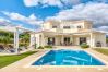 Villa in Portimão - Villa Larissa, gediegene private Villa, 4 Schlafzimmer, auf dem Land von Portimão, privater Pool Villa in Portimão - Villa Larissa, gediegene private Villa, 4 Schlafzimmer, auf dem Land von Portimão, privater Pool