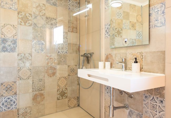 Ferienwohnung in Lagos -  Casa Onda Mirabaia, Strandapartment für 4 Personen Ferienwohnung in Lagos -  Casa Onda Mirabaia, Strandapartment für 4 Personen